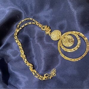 Chic Hammered Gold Necklace NWOT